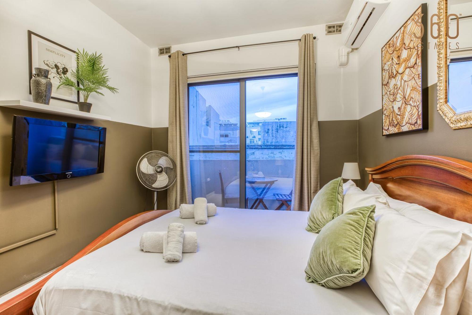 A Comfortable Apartment In The Heart Of Paceville Bt 360 Estates St. Julian's Zewnętrze zdjęcie
